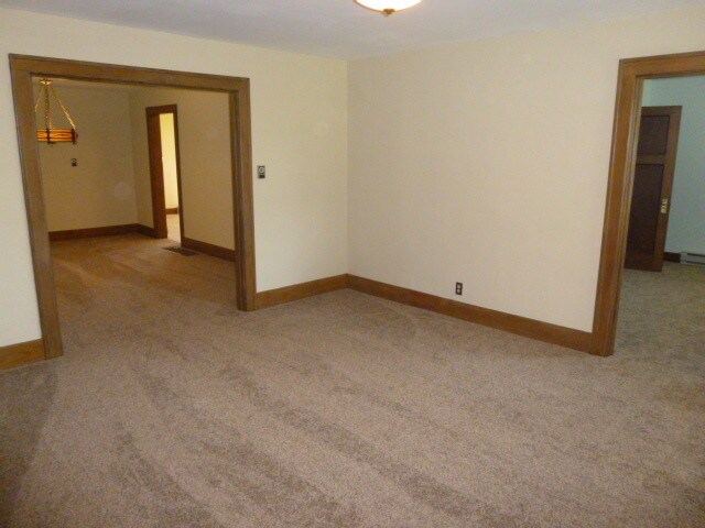 Building Photo - 12372 Stony Hollow Rd