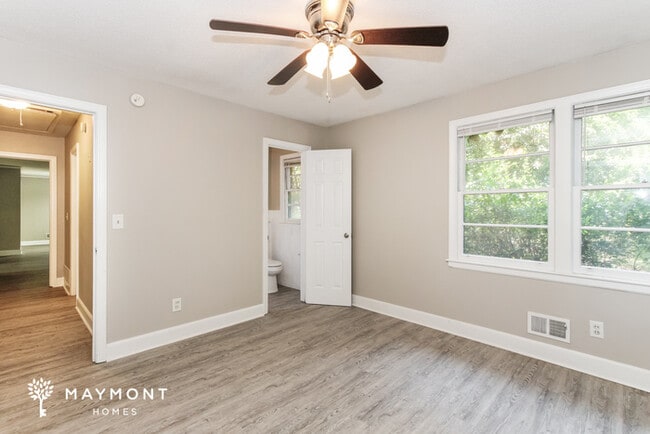 Building Photo - 1620 Morninghill Dr