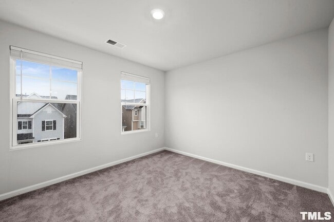 Building Photo - 742 Cormiche Ln