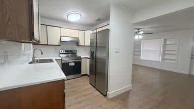Building Photo - 2580 NW 62nd Ave