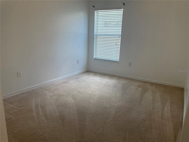 Building Photo - 6117 Gentle Ben Cir