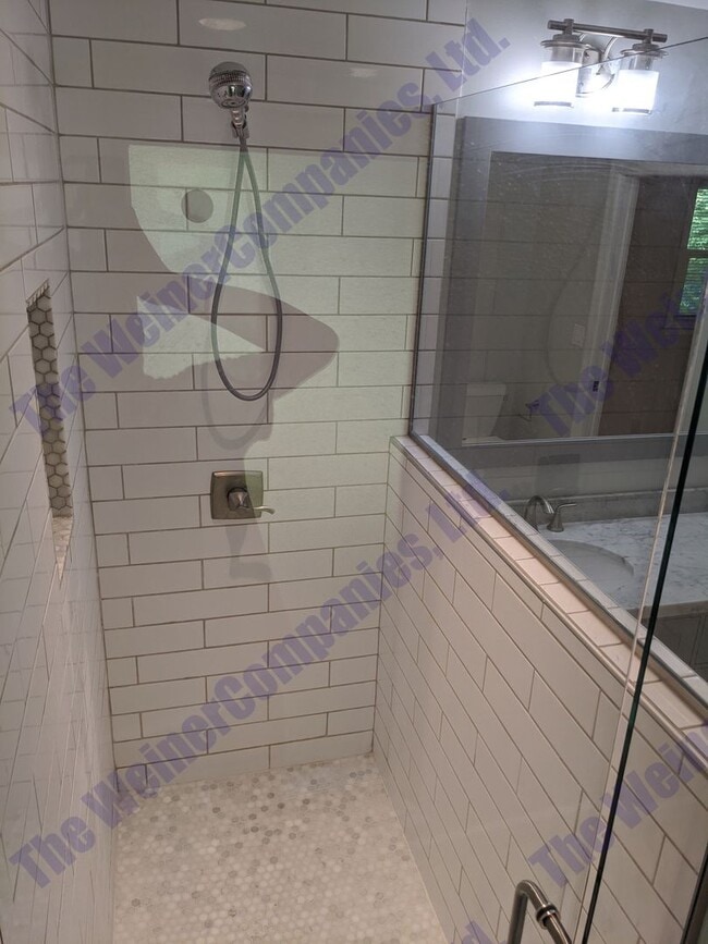 Building Photo - Available this August!