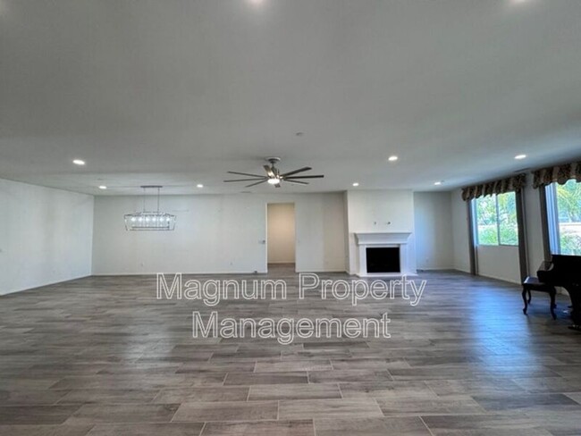 Building Photo - 34913 Limecrest Pl