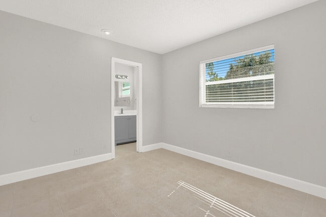 Building Photo - 8392 Pinto Dr