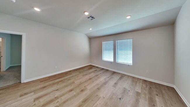 Building Photo - Brand New 4 Bedroom 2 Bath Home in Yukon S...