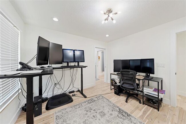 Building Photo - 15799 Menton Bay Ct