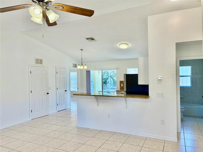 Building Photo - 225 Santa Fe St