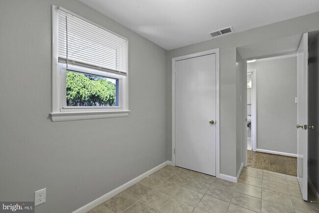 Building Photo - 8908 Charles Augustine Dr