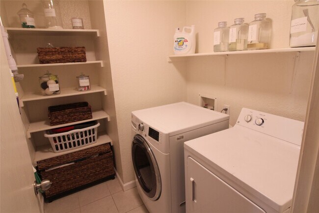 Building Photo - 5521 War Admiral Dr