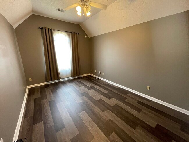 Building Photo - 1428 Radley Cove
