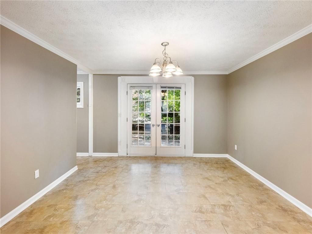 Building Photo - 115 Biscayne Dr NW