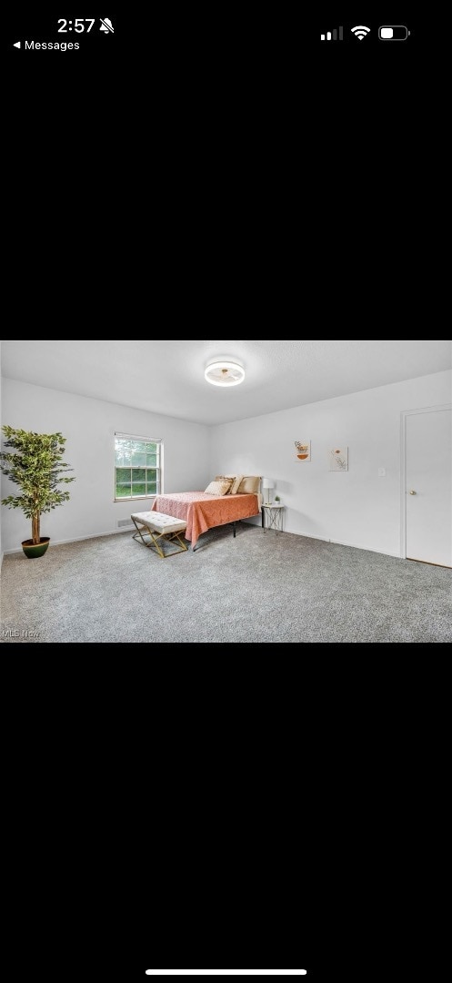 Building Photo - 15825 Van Aken Blvd