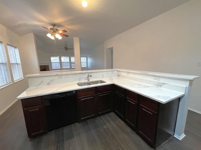 Building Photo - 5112 Bald Cypress Ln