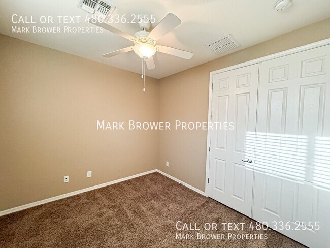 Building Photo - 1124 W Fir Tree Rd
