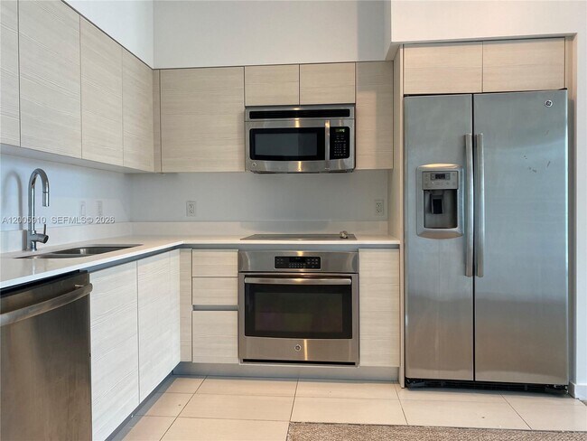 Building Photo - 4250 Biscayne Blvd