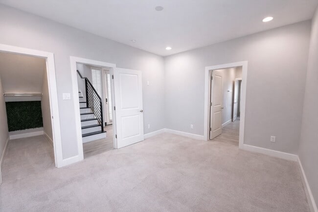 Building Photo - 10806 Warwana Rd