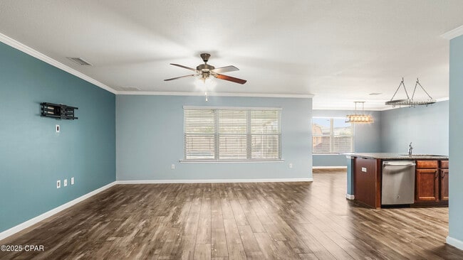 Building Photo - 3214 Caitlin St