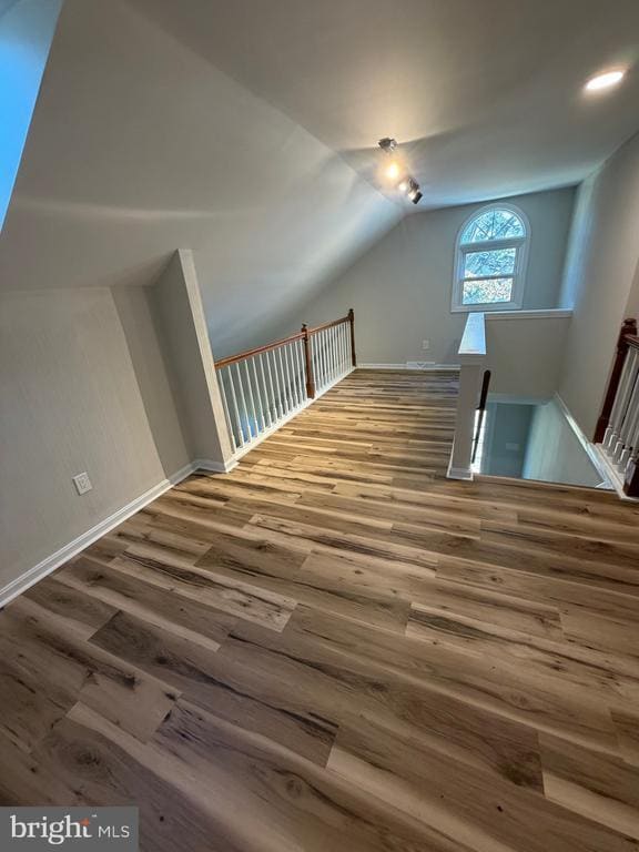 Building Photo - 209 Crescent Dr