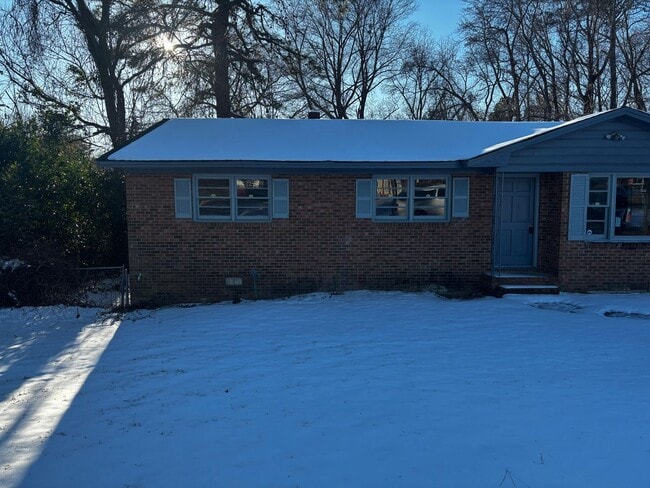 Building Photo - 5632 Birch Rd