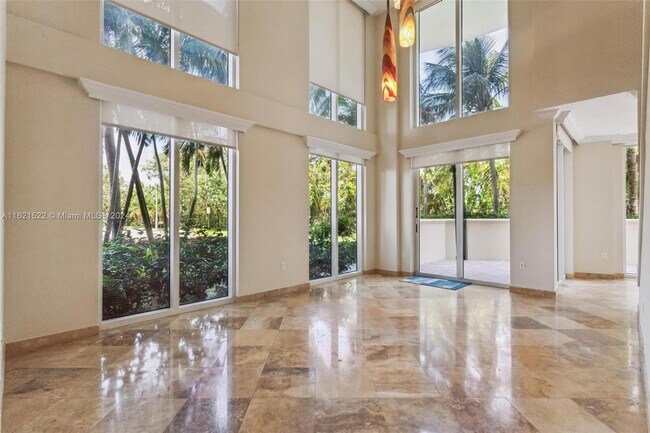 Primary Photo - 1745 E Hallandale Beach Blvd
