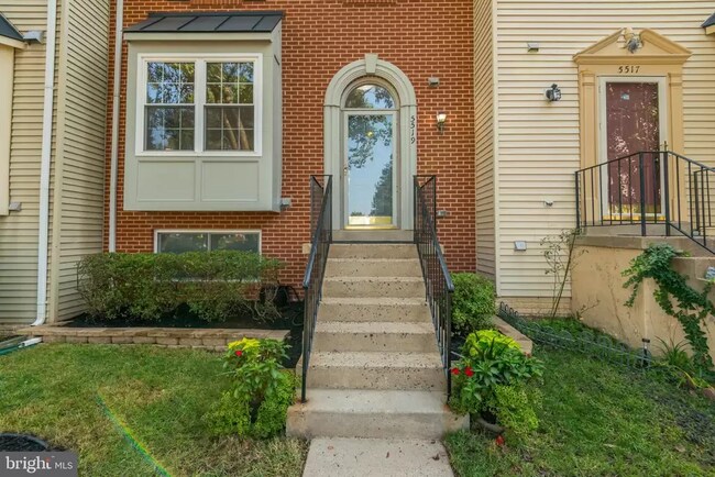 Entrance - 5519 Stroud Ct