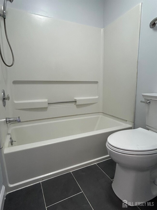 Building Photo - 8 Starlight Ct