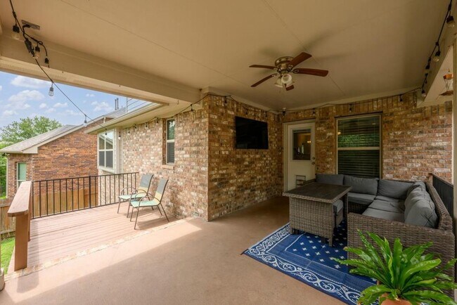 Building Photo - 18404 DeLeon Bayou Ln