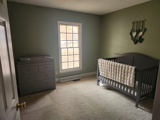 Building Photo - 114 Doris Dr