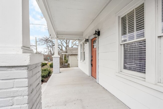 Building Photo - 1910 Shelby Ave