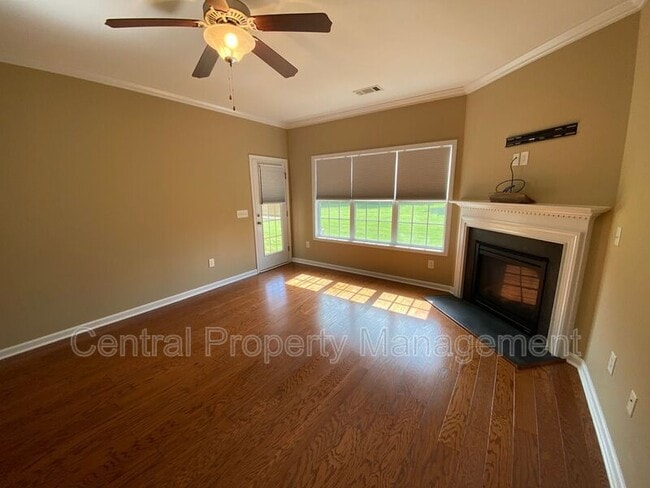 Building Photo - 53 Barnwood Cir