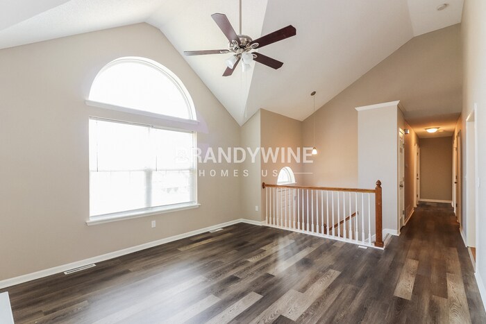 Building Photo - 1205 Deena St