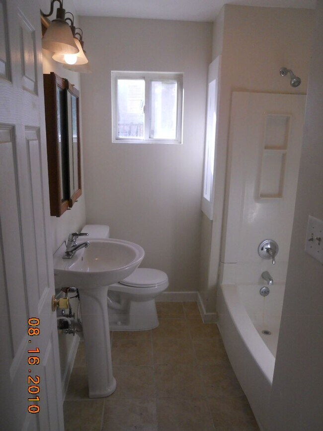 Building Photo - Woodlawn