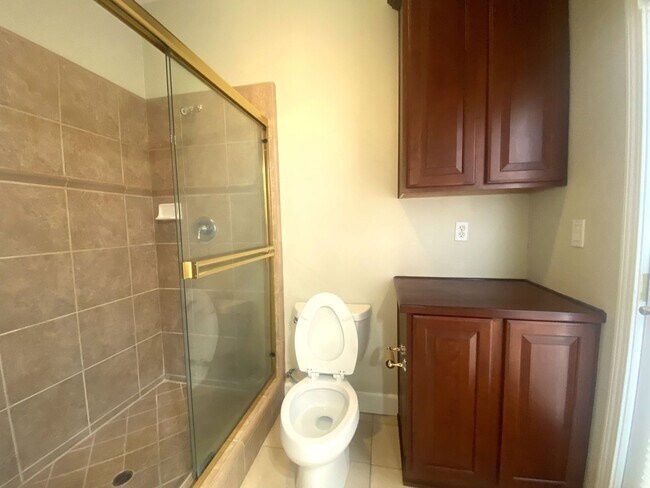 Building Photo - AVAILABLE BY 1/1/26 - ELEGANT AND SPACIOUS 4 BED, 4 BATH 2 STORY HOME WITH VIEWS OF EL DORADO HILLS