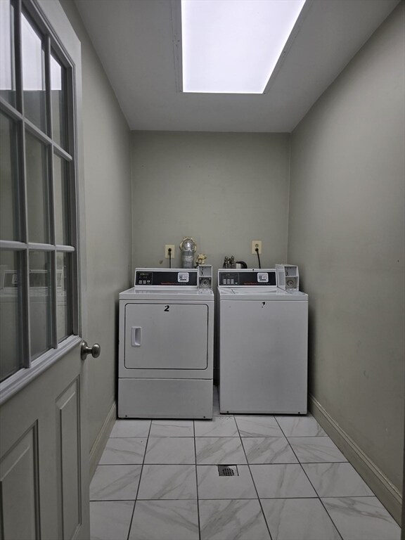 Building Photo - 604 Essex St