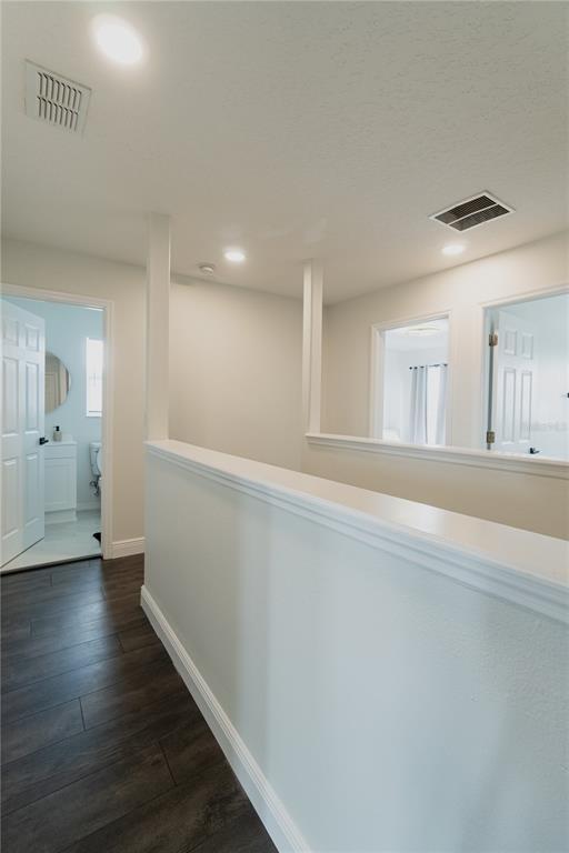 Building Photo - 1014 Corvina Dr