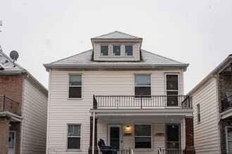 Building Photo - 3426/3428 Evaline - FDR - T
