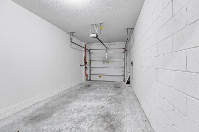 Building Photo - 2265 Carrabelle Wy