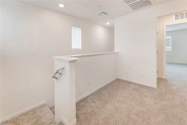 Building Photo - 5672 Sapphire Shine Ave