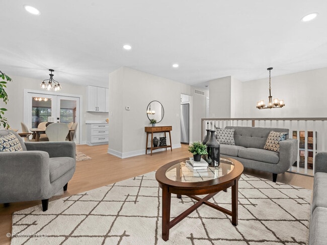 Building Photo - 6950 Longmeadow Ln