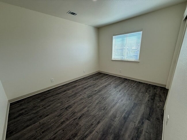 Building Photo - Brand New Upstairs 2 Bedroom Apartment in Guadalupe