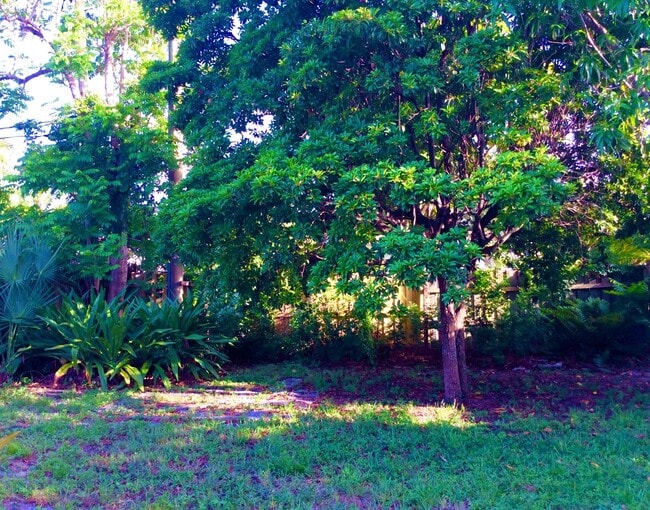 Building Photo - 382 Ellamar Rd