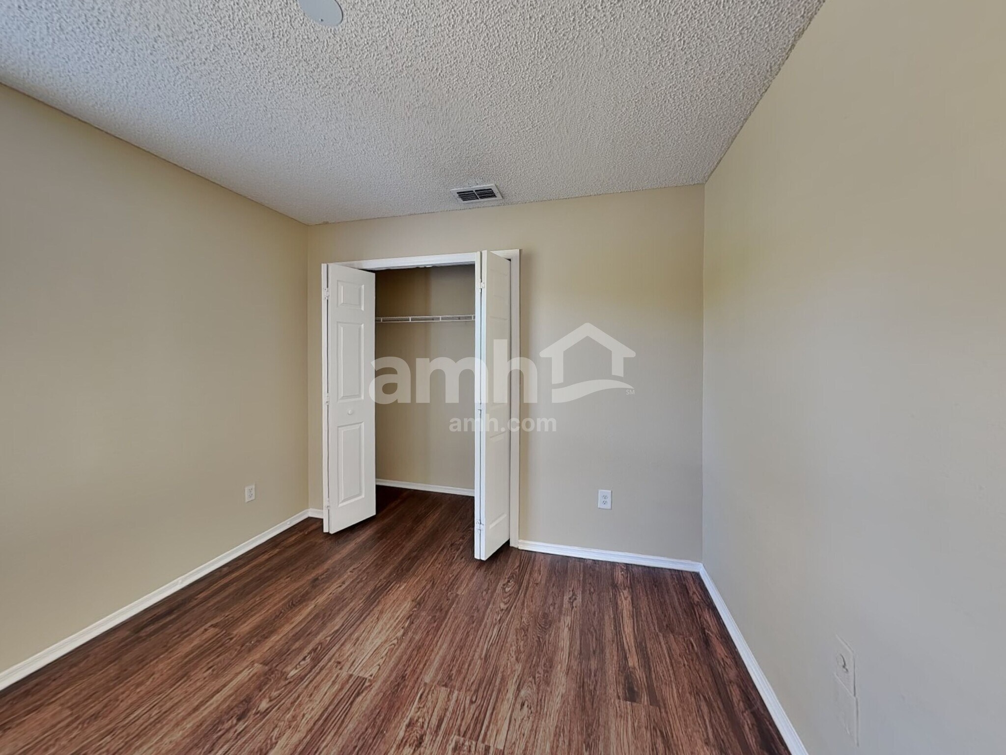 Building Photo - 893 Ferry Landing Ln