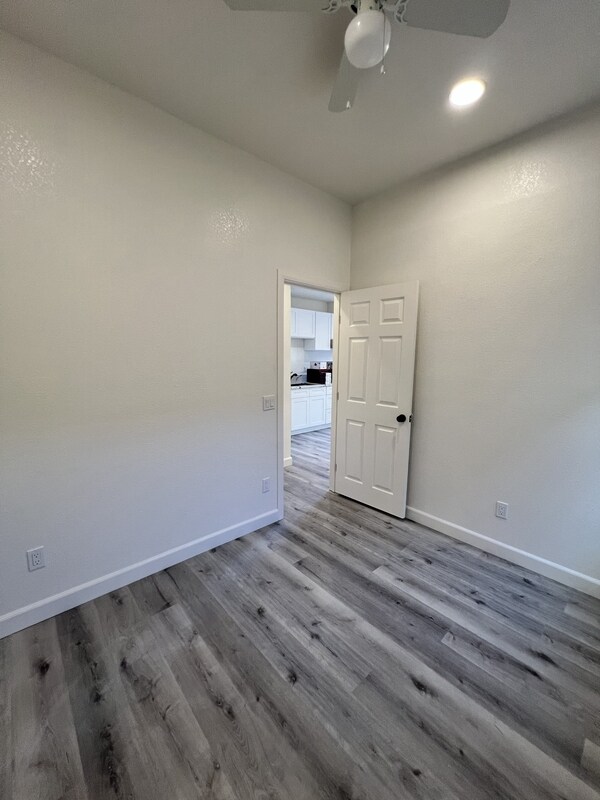 Building Photo - 989 St Germain Rd