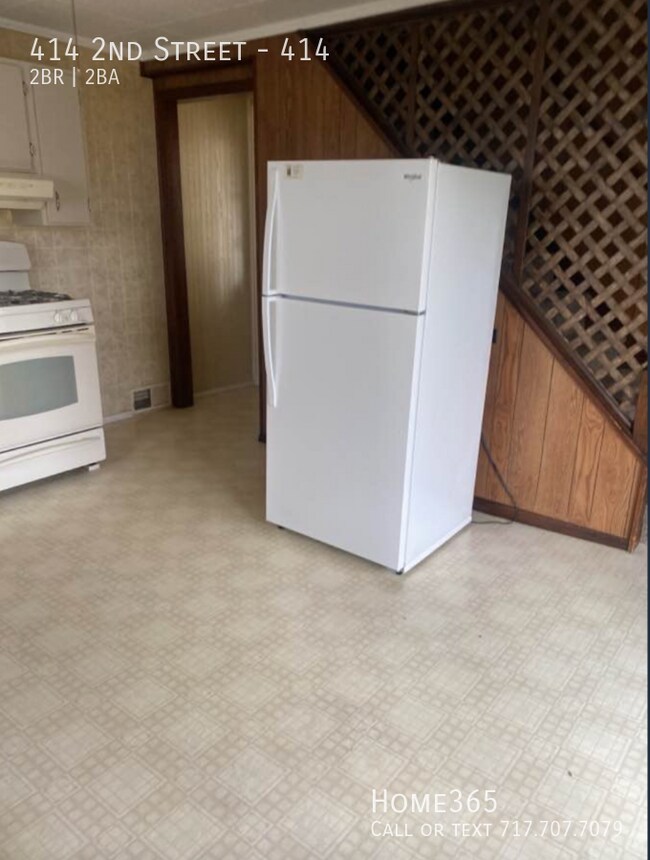 Building Photo - Charming 2 Bedroom Home!