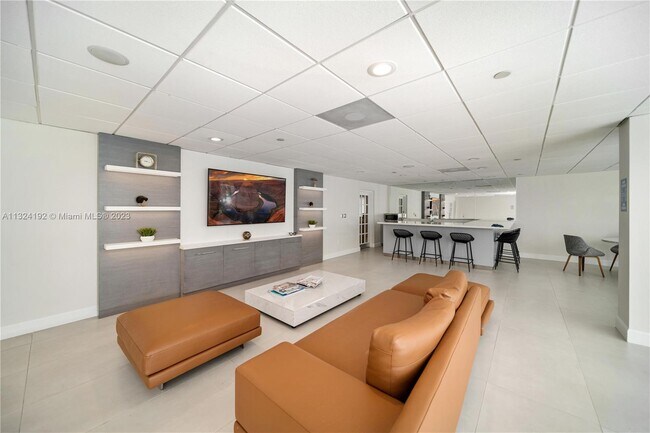 Building Photo - 155 Ocean Ln Dr