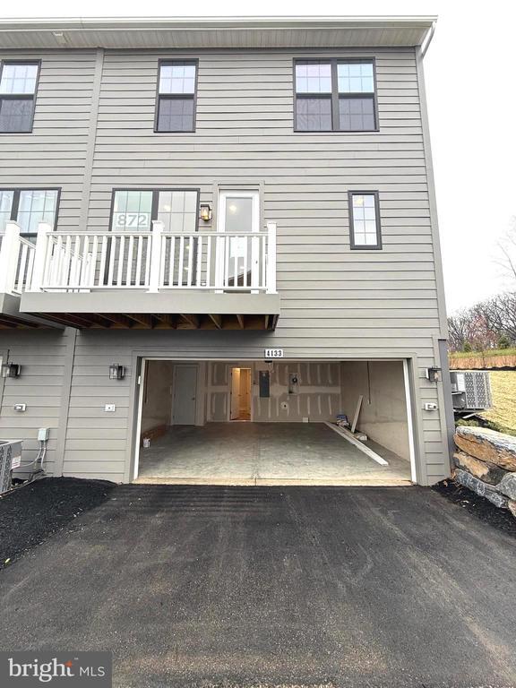 Building Photo - 4129 Ridgeview Ave