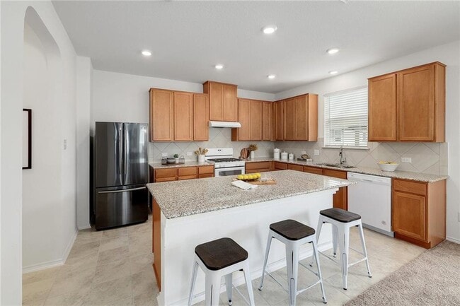 Building Photo - 808 Desaix Dr