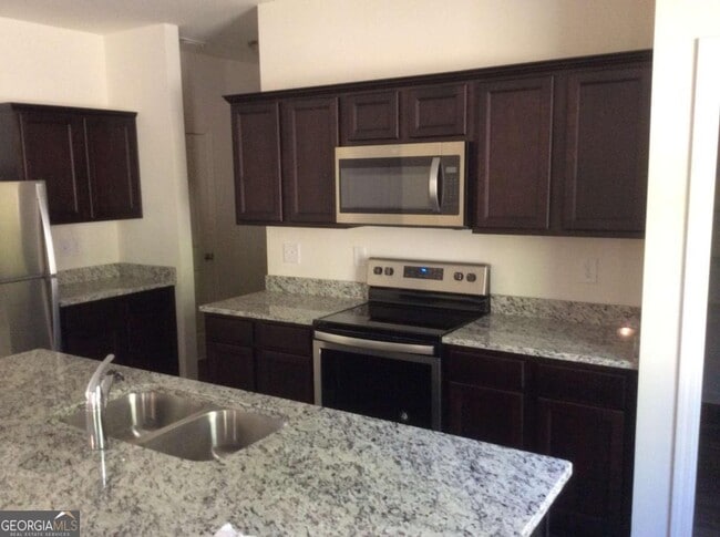 Building Photo - 7288 Emma Ct