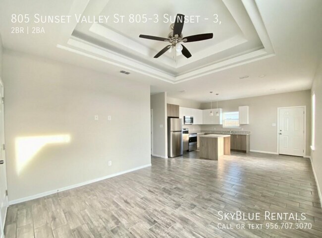 Building Photo - 805 W Sunset Valley St