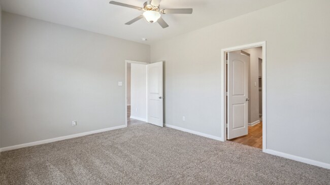 Building Photo - 408 Harbor Oaks Dr